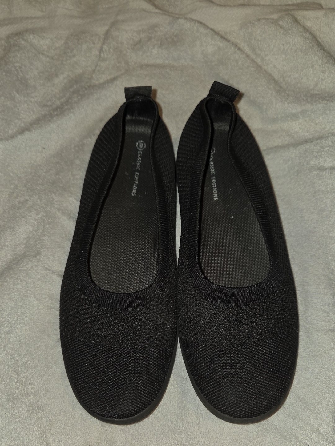 Classic Editions Black Knit Slip-On Ballet Flats Size 8